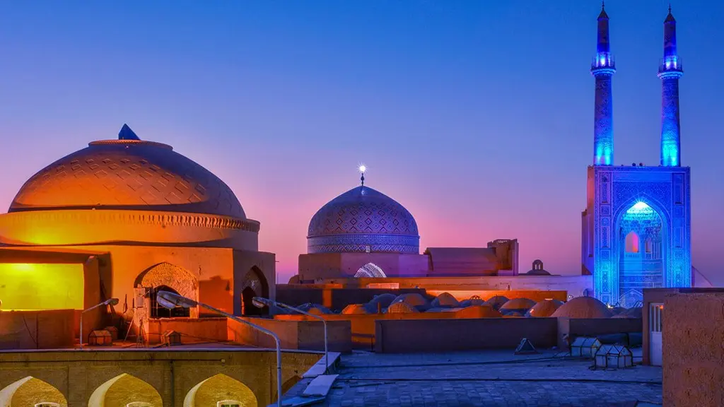 راهنمای کامل سفر به یزد | جاذبه‌های تاریخی، طبیعی و نکات مهم