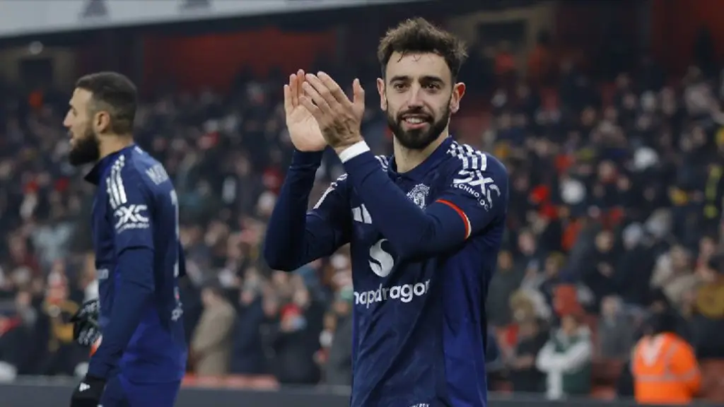 برنامه عجیب فرناندز: ادامه فوتبال در استرالیا پس از تماس با ماتا