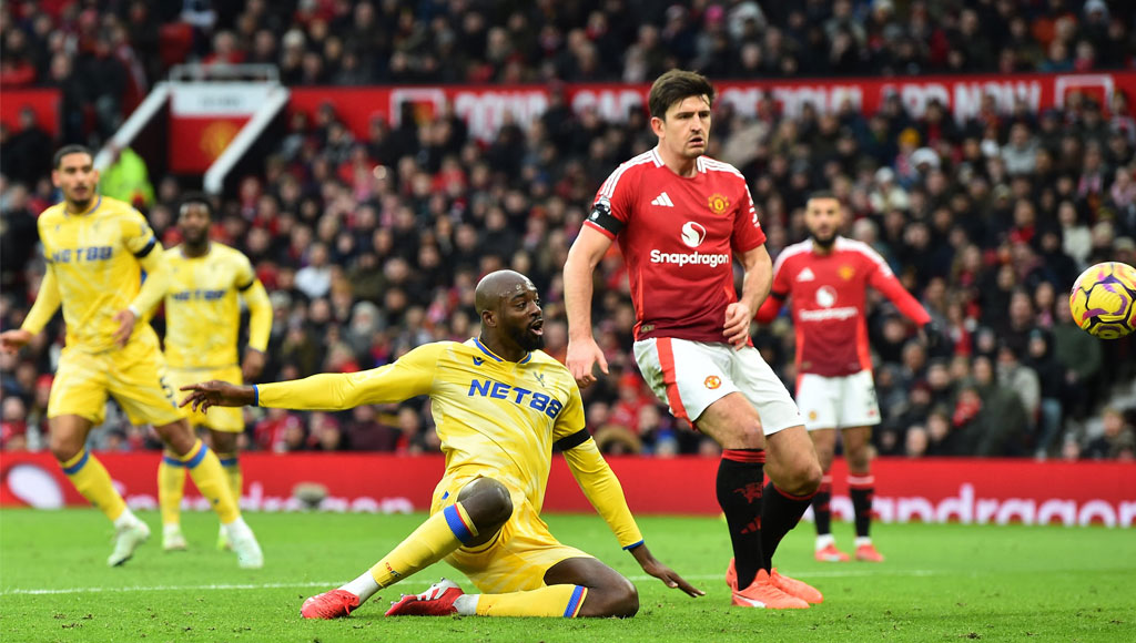 باخت ۲-۰ منچستریونایتد به کریستال پالاس در الدترافورد