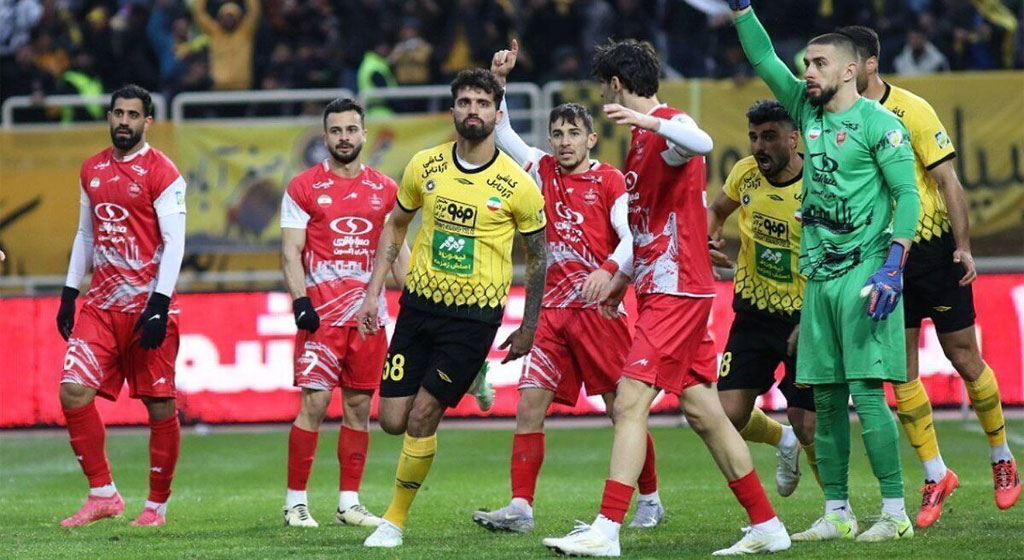 جزئیات کامل هفته ۲۷ لیگ برتر: شکست پرسپولیس و رقابت تنگاتنگ قهرمانی