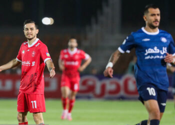 خلاصه بازی پرسپولیس و گل گهر؛ تساوی خانگی پرسپولیس در هفته ششم