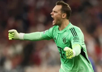 مانوئل نویر؛ خداحافظی نه، ادامه در بایرن تا ۲۰۲۶