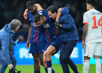 مصدومیت اشرف حکیمی؛ آینده او در جام ملتهای آفریقا ۲۰۲۵ در هالهای از ابهام