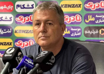 پیروزی تراکتور مقابل پیکان | اعتراض اسکوچیچ به کیفیت چمن ورزشگاه