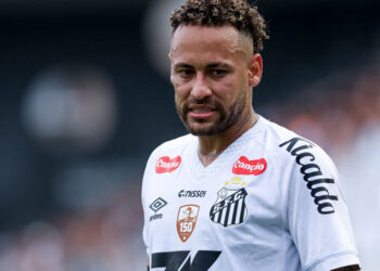 نیمار دوباره زیر تیغ جراحی رفت؛ دوری چندماهه در انتظار ستاره برزیلی