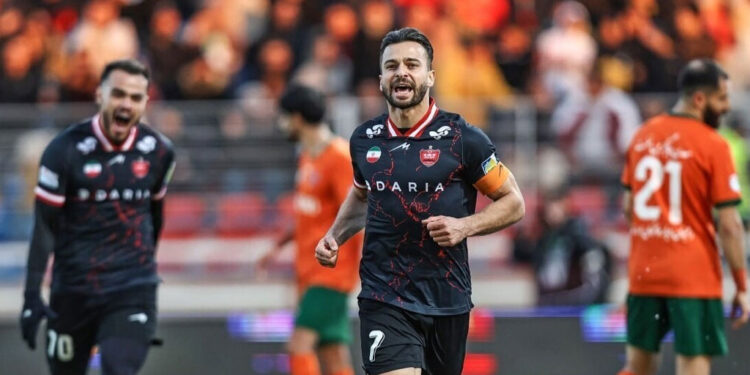 خلاصه بازی مس رفسنجان و پرسپولیس؛ برد سخت سرخ‌ها با گل رفیعی