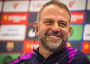 هشدار فلیک درباره افت کیفیت بارسلونا باوجود صدر جدول