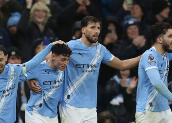 برد قاطع ۳–۰ منچسترسیتی برابر ساندرلند در اتحاد | پپ در دو قدمی آرسنال